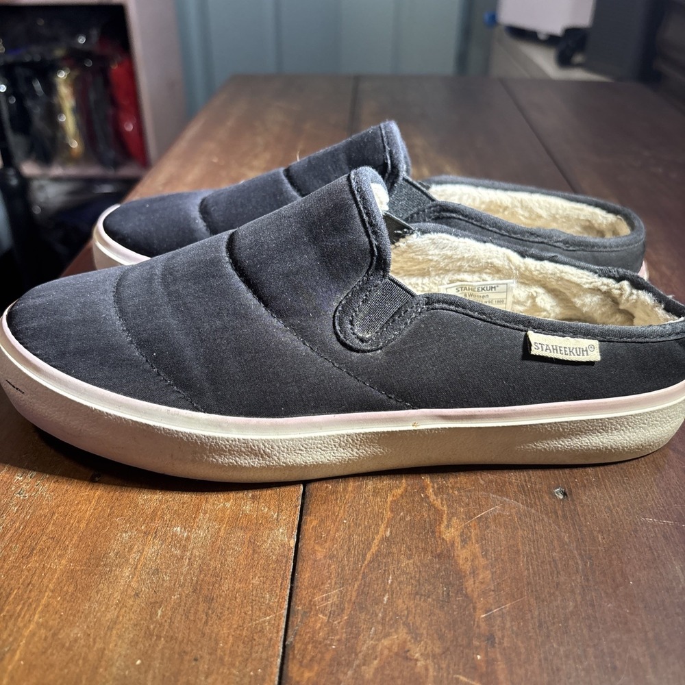 Staheekum Woman's Slip On Camp Mules Sz 8. Fur‎ Lining.